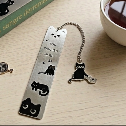 Marcador de paginas gatito negro.