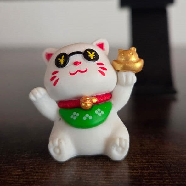 Gatitos de la suerte en miniatura